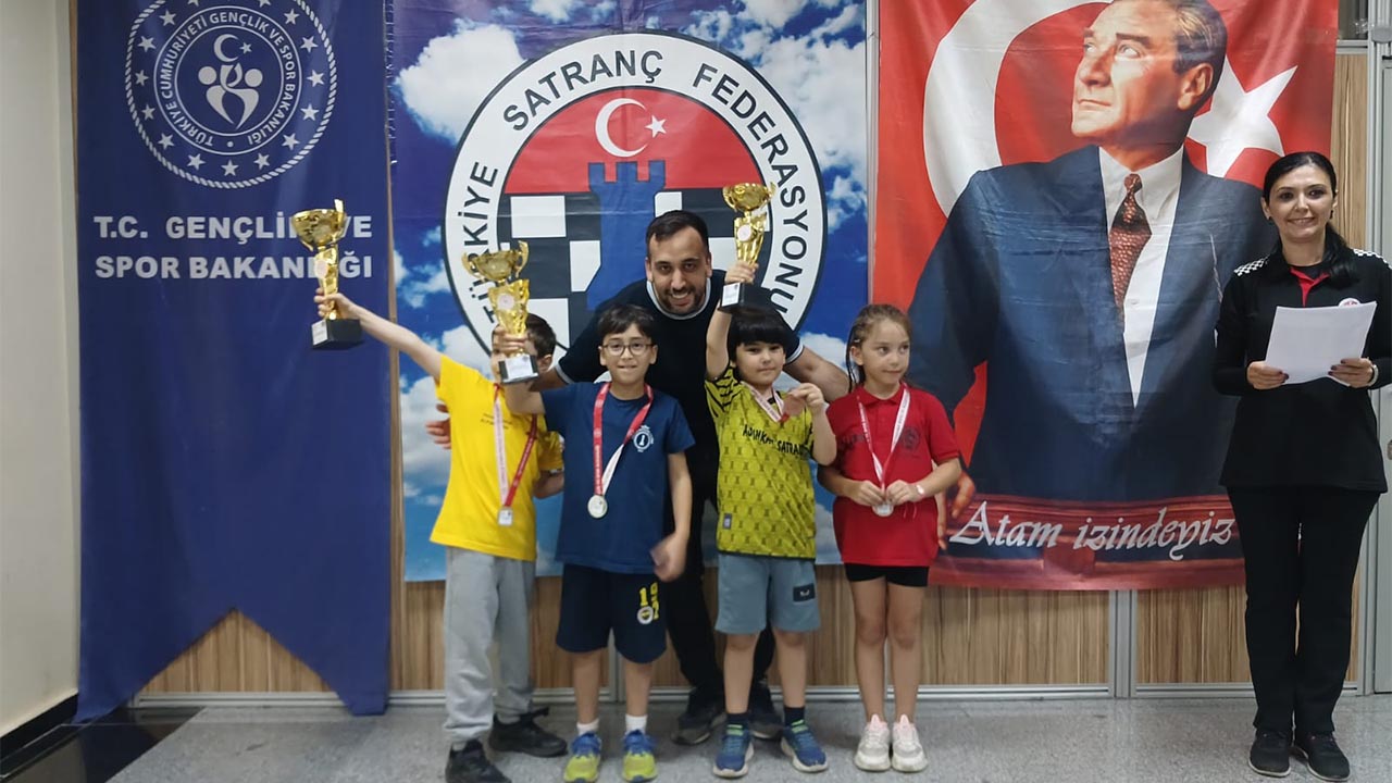 Yalova Satranc Umut Aras Hamle (1)