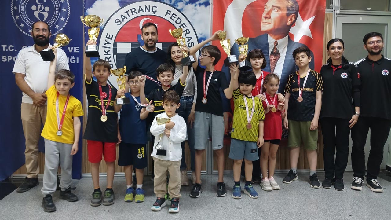 Yalova Satranc Umut Aras Hamle (3)