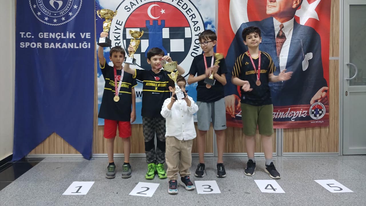 Yalova Satranc Umut Aras Hamle (4)