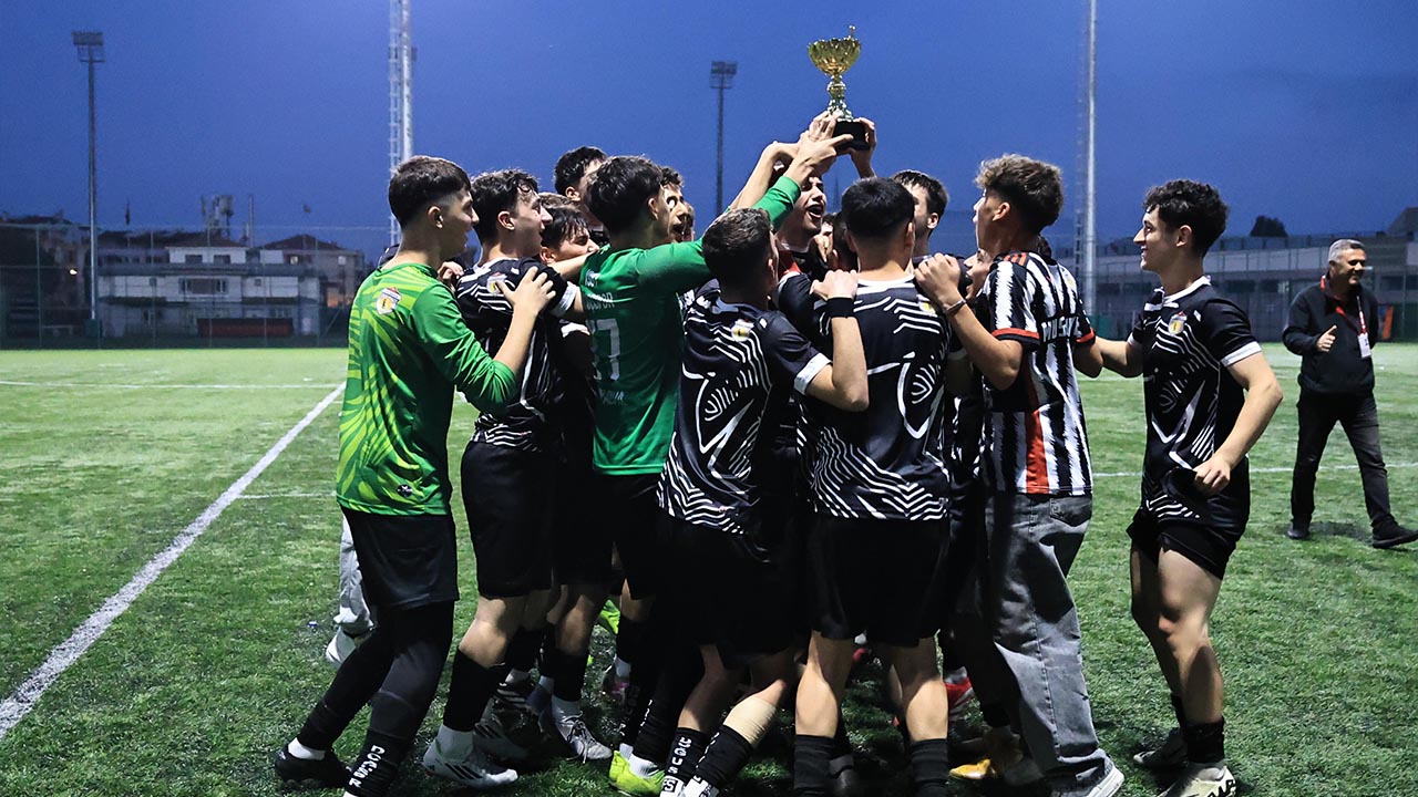 Yalova U17 Kral Dogusspor (2)