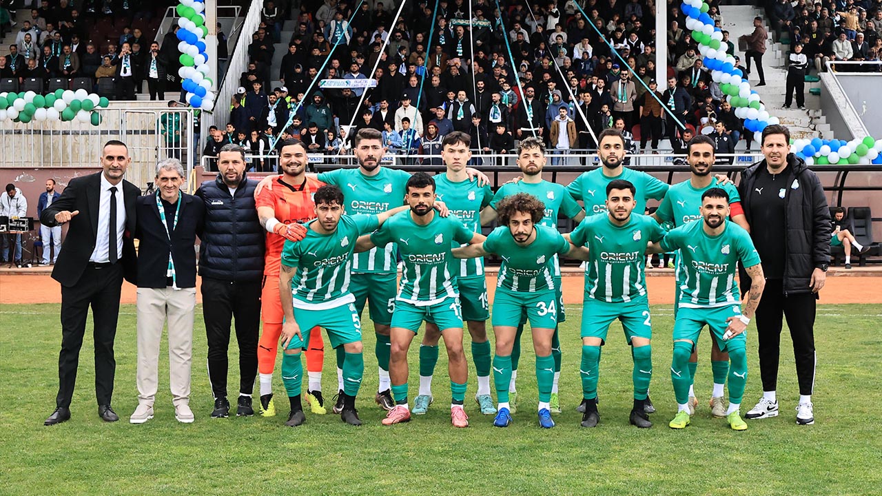 Yesil Yalova Futbol Kulup Fk Yalovaspor Galibiyet (1)