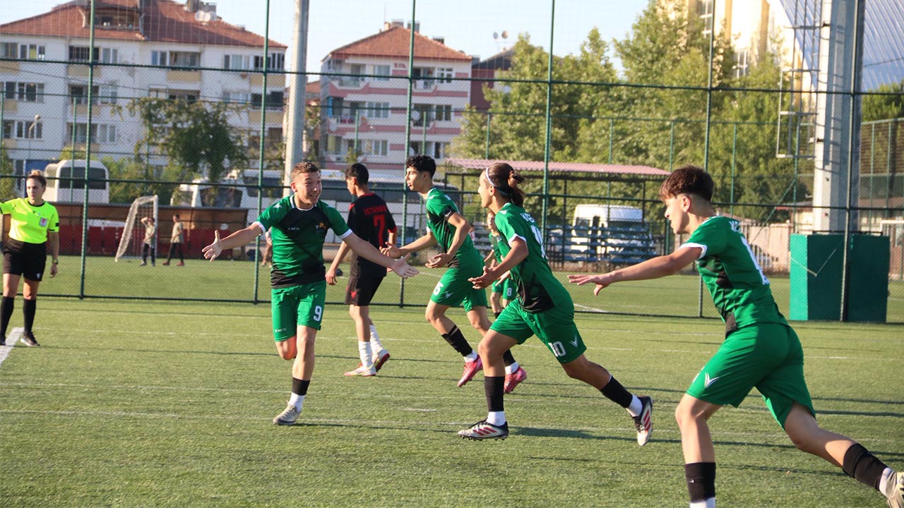 Kızlarda Ve Erkeklerde Kocaeli Birinci Oldu (5)