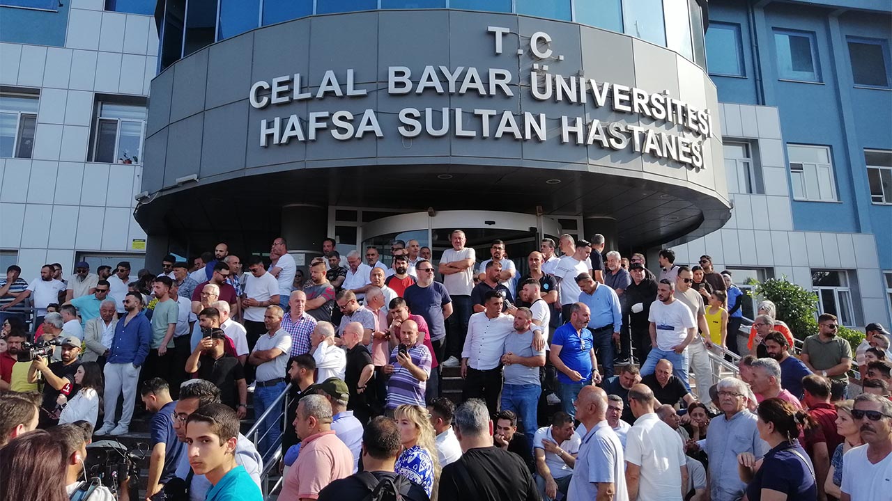 Manisa Büyükşehir Belediye Başkanı Ferdi Zeyrek Hayatını Kaybetti (1)