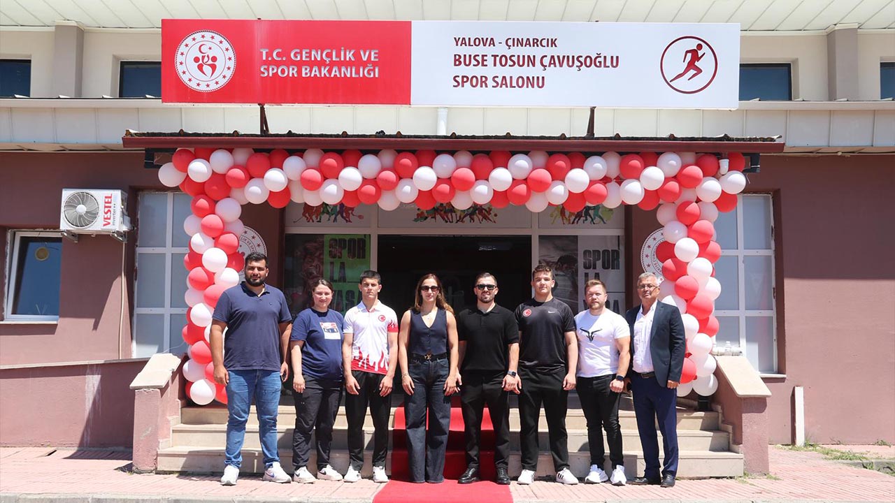 Yalova Cinarcik Genclik Spor Salon Buse Tosun Isim Verilme Toren (6)