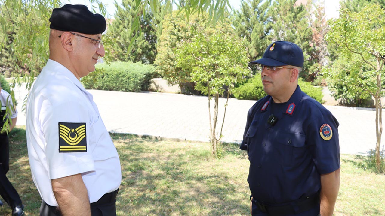 Yalova Il Jandarma Komutanlik Engelli Birey Asker Belediye Personel Teskere (8)