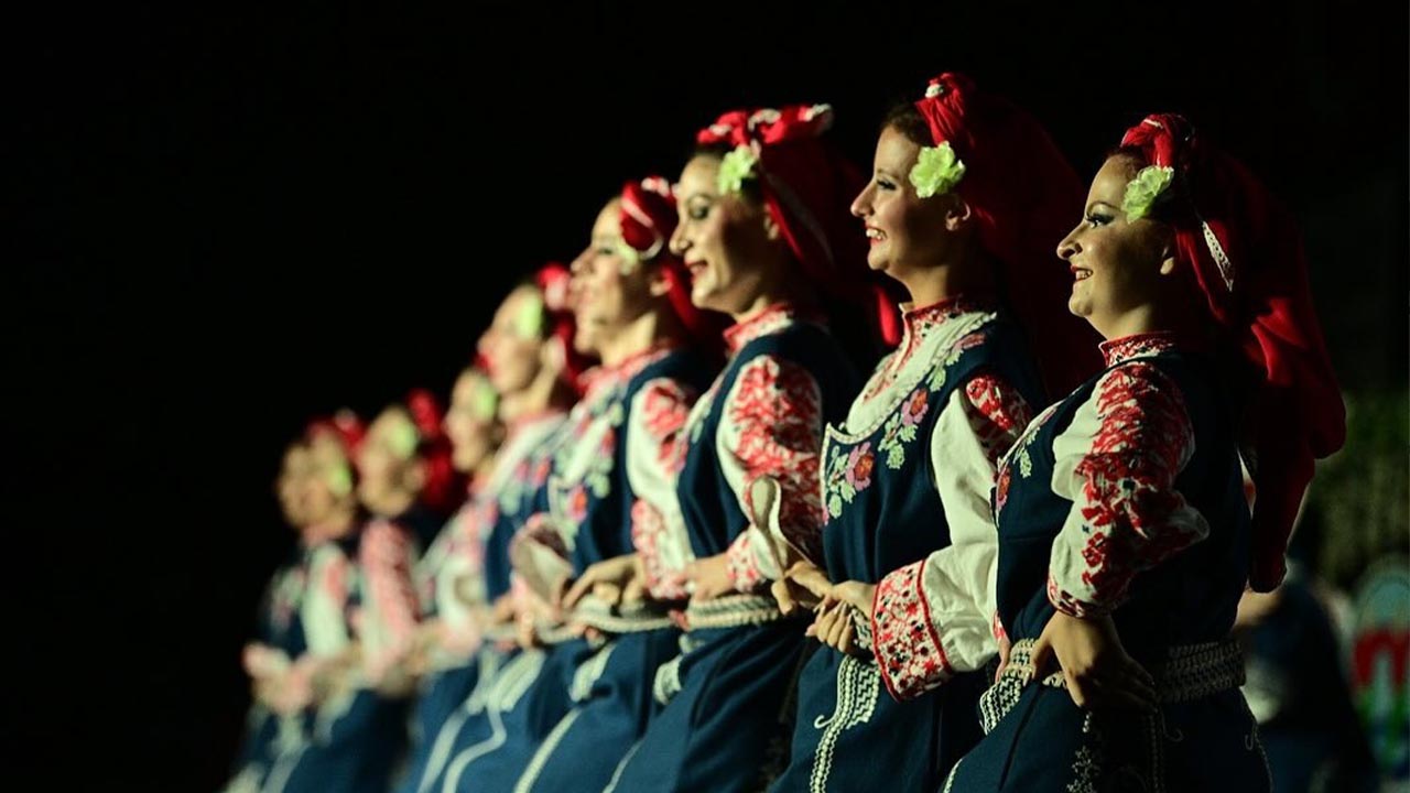 Yalova Tufag Folklor Ozel Gece Gosteri (3)