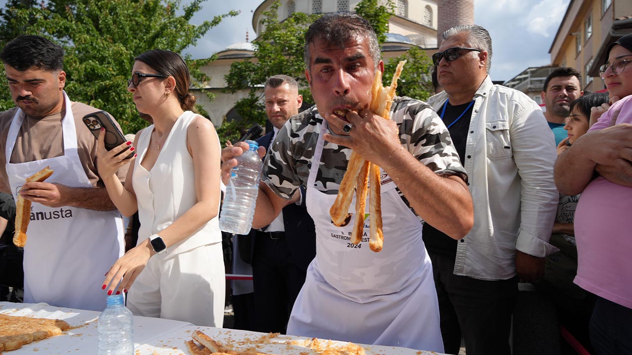 Borek Gram Altin Yarisma Yemek (1)