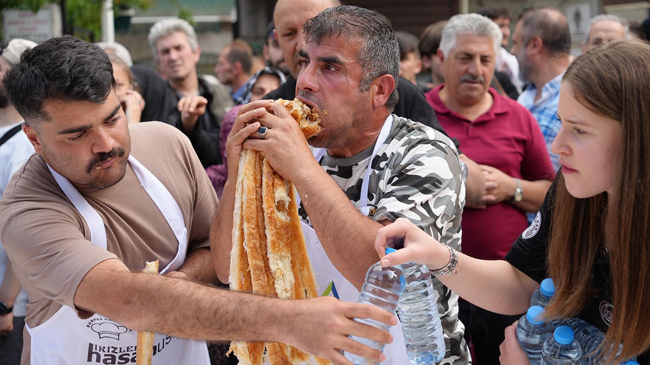 Borek Gram Altin Yarisma Yemek (3)