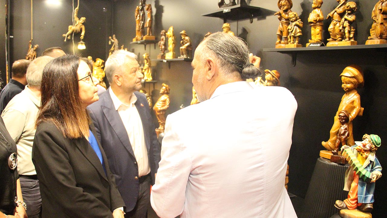 Yalova Agac Heykel Muze Acilis (2)