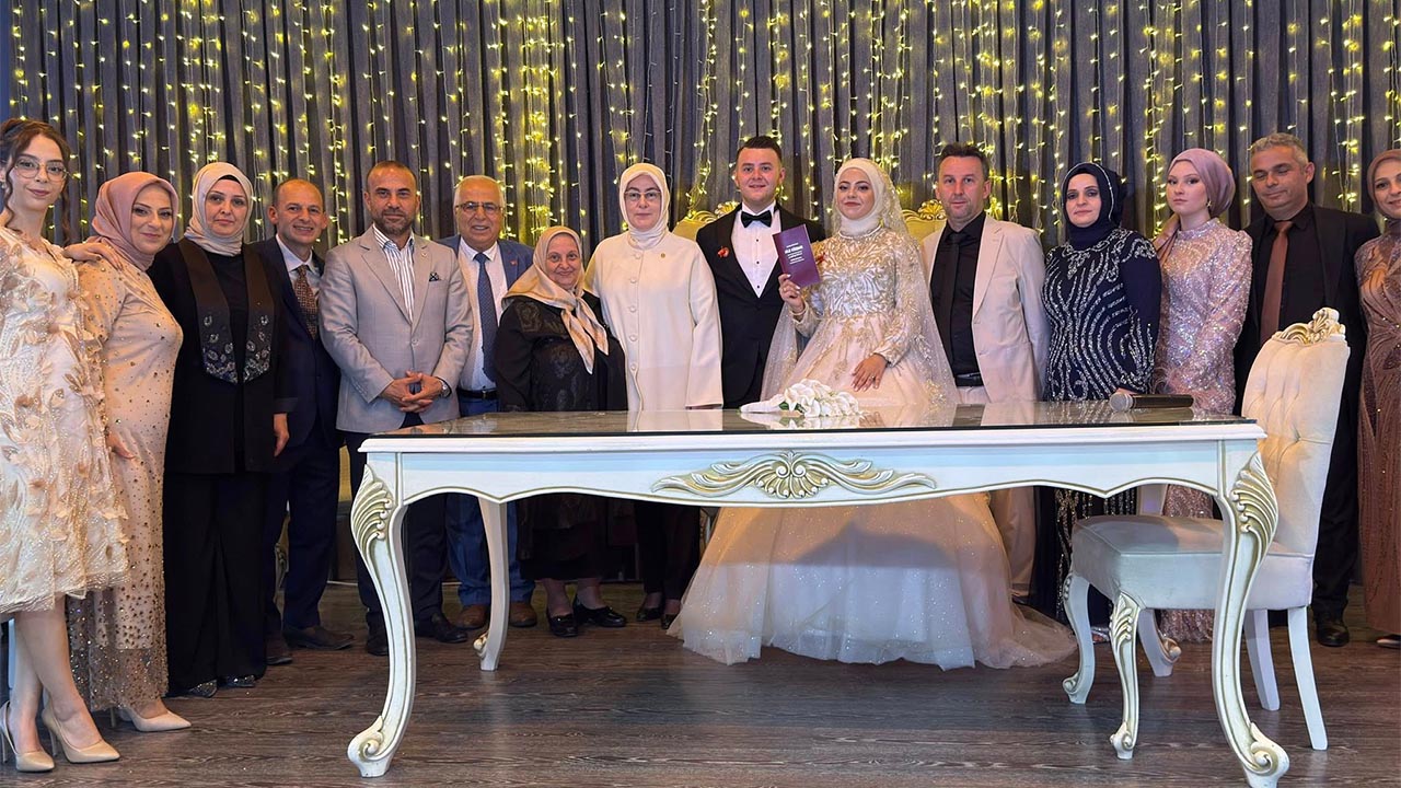 Yalova Ak Parti Meliha Akyol Nikah Sahitlik (3)