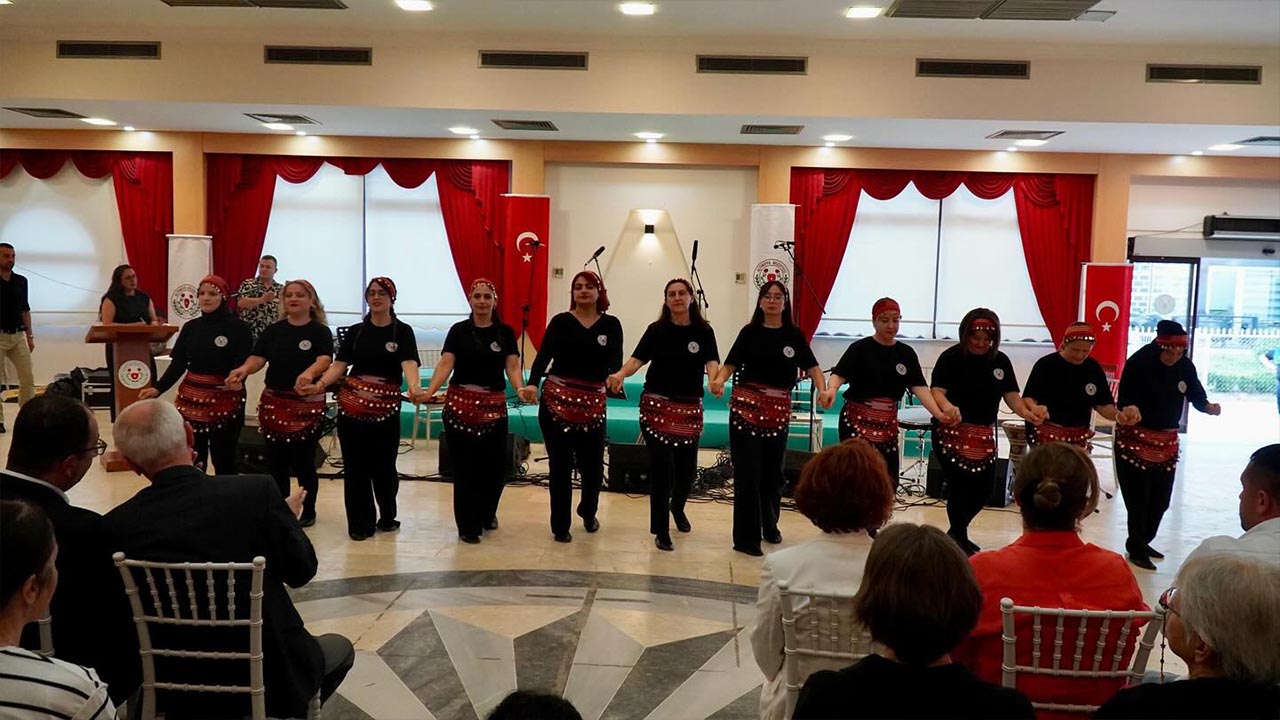 Yalova Altinova Halk Oyunlari Gosteri Yil Sonu (6)