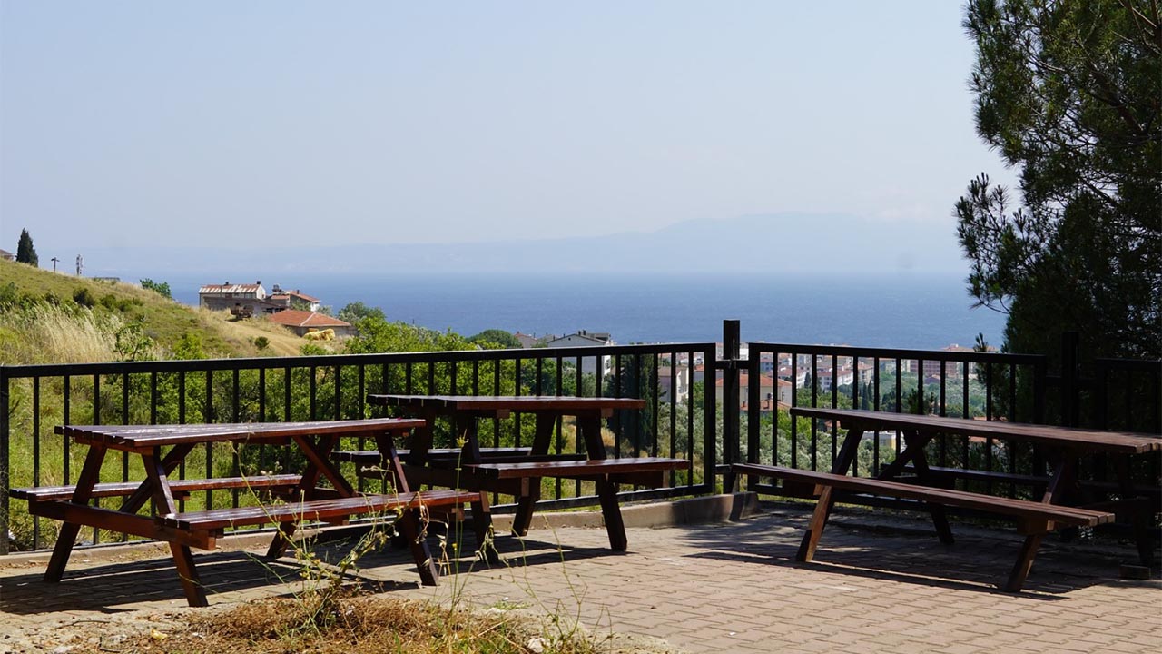 Yalova Armutlu Bayraktepe Sosyal Tesis Yaz (3)