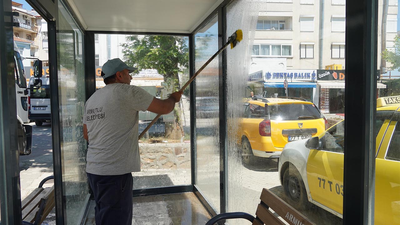 Yalova Armutlu Belediye Yolcu Durak Yenileme (2)