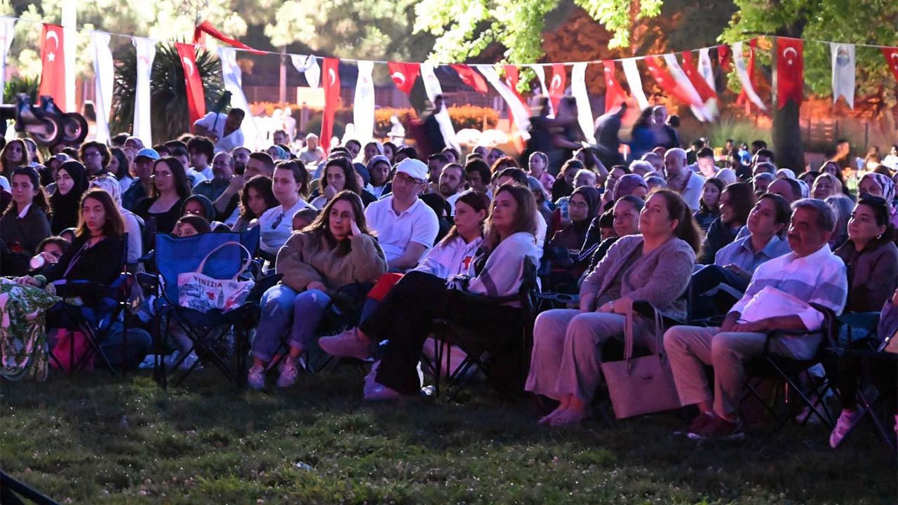 Yalova Belediye Acik Hava Tiyatro (6)