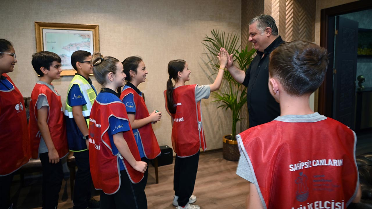 Yalova Belediye Baskan Sokak Hayvan Minik Ogrenciler Elciler Mektup Farkindalik (5)