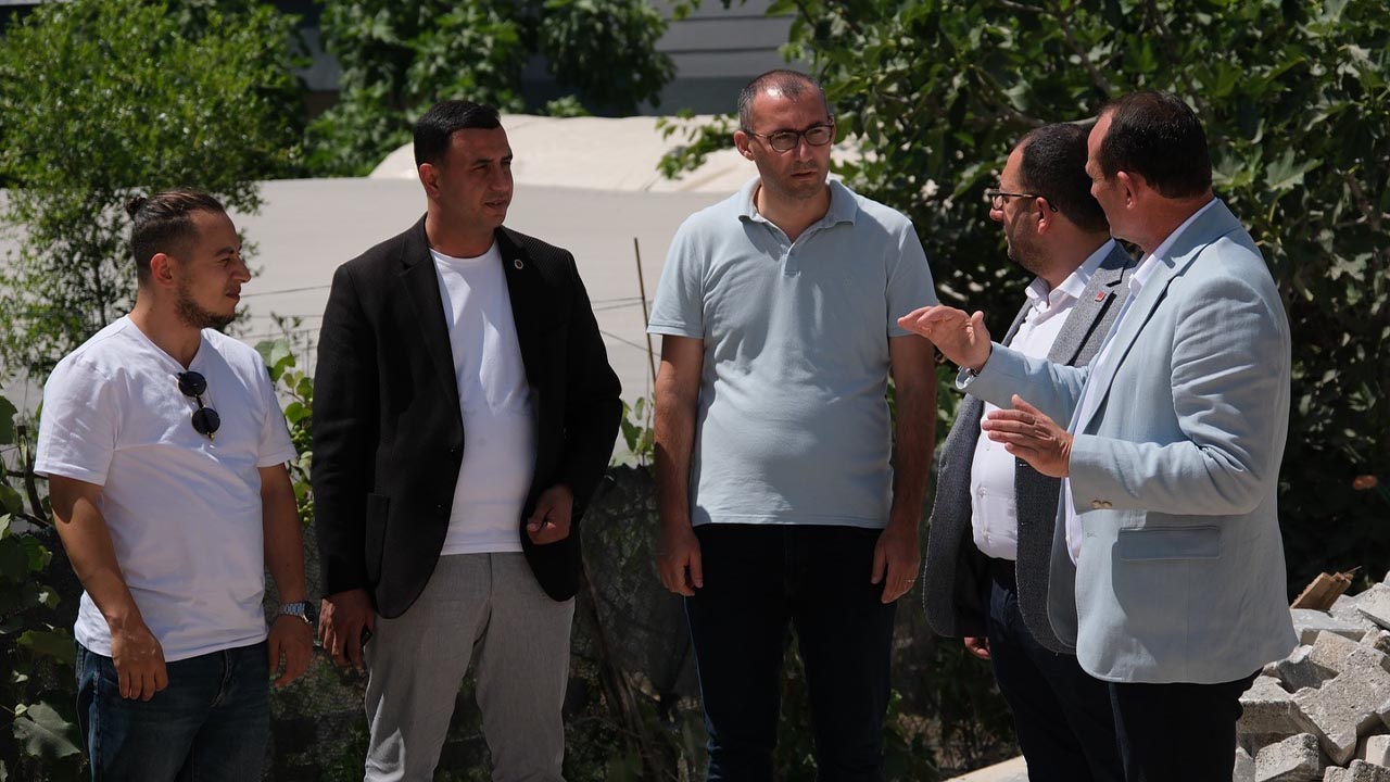 Yalova Ciftlikkoy Belediye Baskan Chp Yoneticiler Inceleme Calismalar (1)