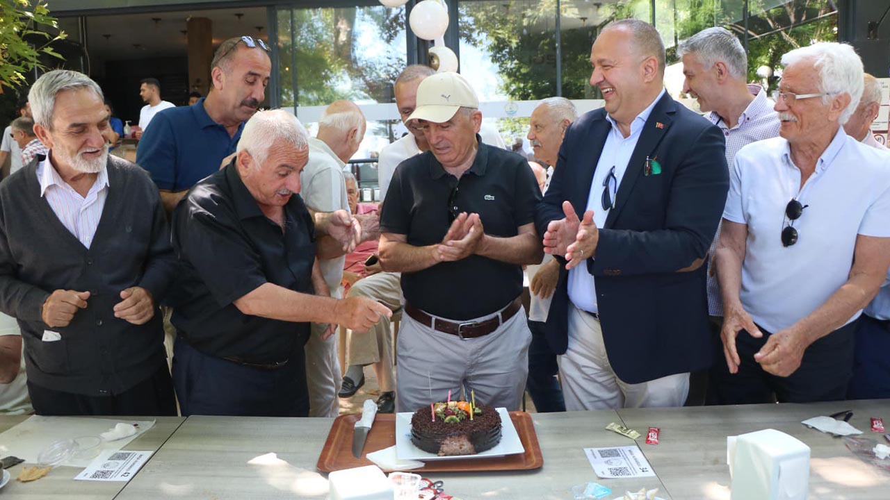 Yalova Cinarcik Belediye Baskan Cinaralti Dost Bulusma (3)