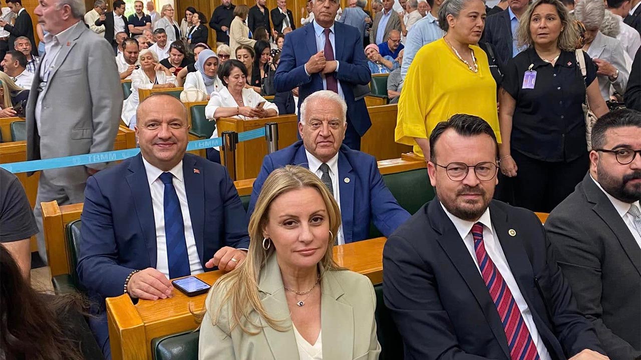 Yalova Cinarcik Belediye Baskan Tbmm Ankara Vekil Ziyaret Grup Chp Toplanti (2)