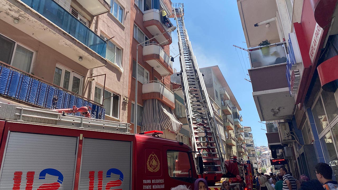 Yalova Doğan Sokak Yangın (2)