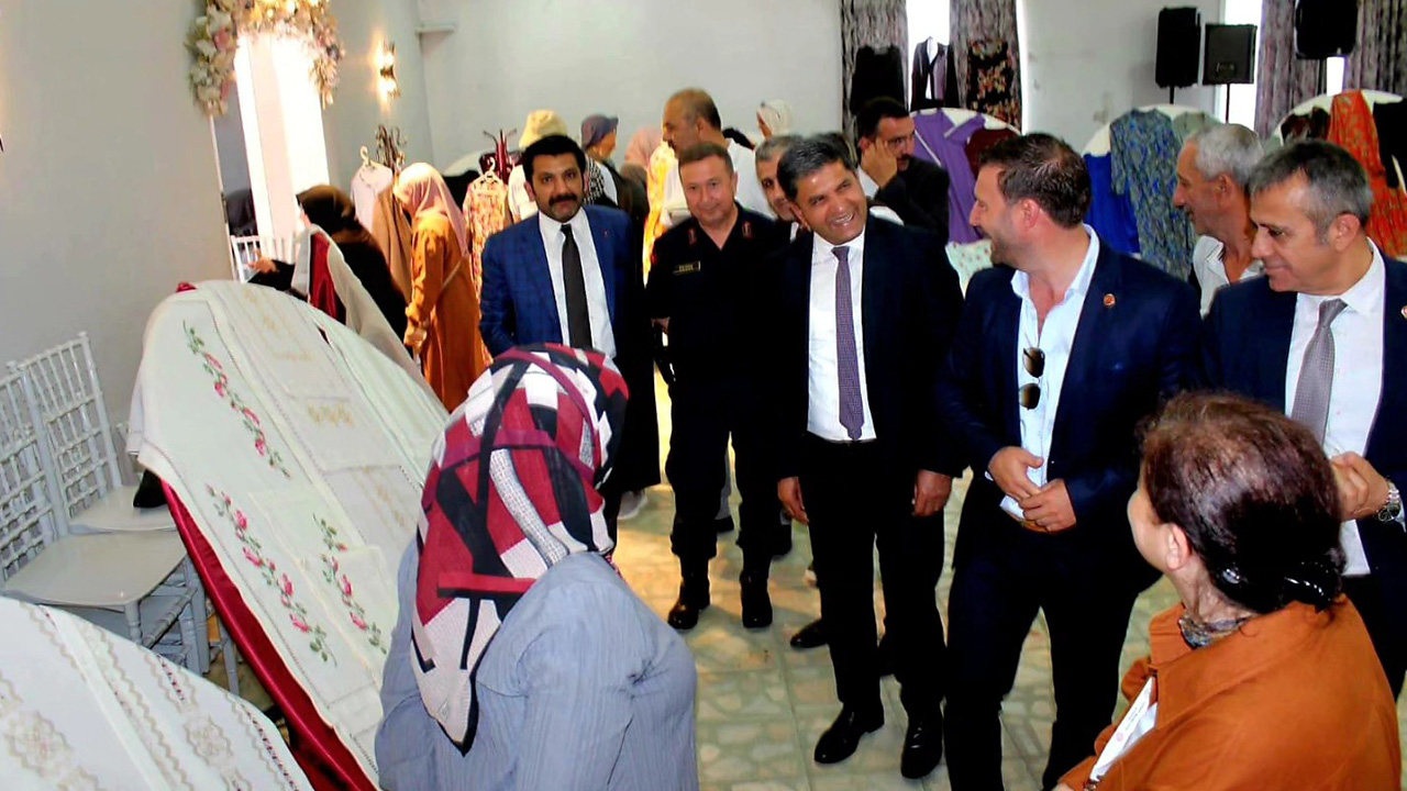 Yalova Esenkoy Senkoy Yil Sonu Dikis Nakis Sergi (3)