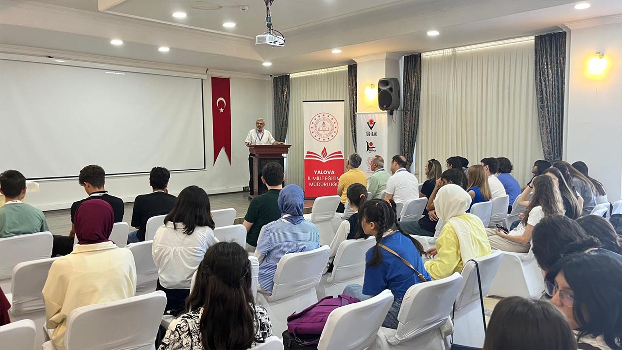 Yalova Il Milli Egitim Mudurluk Tubitak Yapay Zeka Yesil Teknoloji (5)