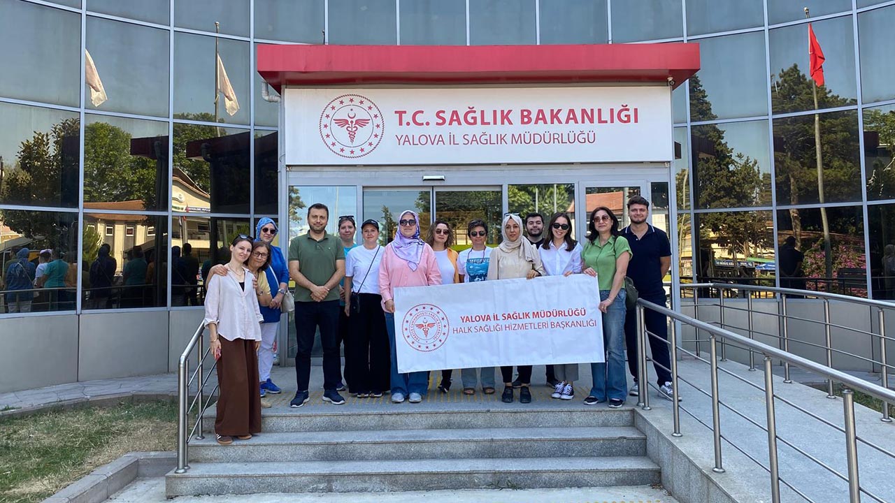 Yalova Il Saglik Mudurluk Obeziteye Mucadele Farkindalik Yuruyus (3)
