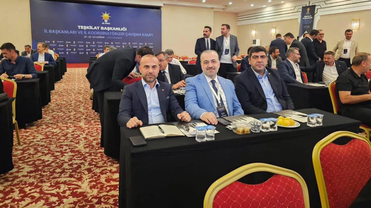 Yalova Kizilcahamam Teskilat Baskanlik Ak Parti Il Baskan Koordinator Toplanti (2)