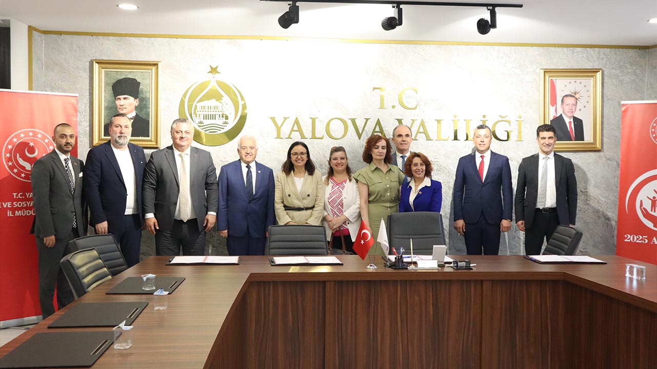 Yalova Protokolü Bayramlaştı (3)
