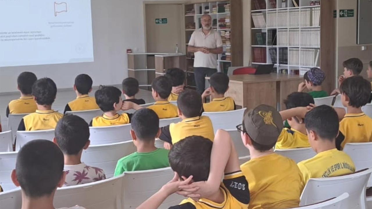 Yalova Rehberlik Arastirma Merkez Ram Hafiz Imam Hatip Teknoloji Bagimlilik Egitim (2)