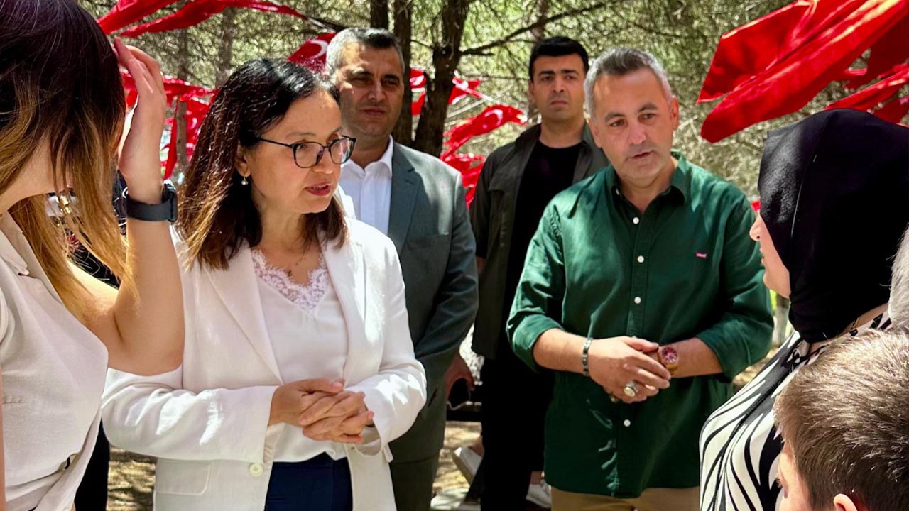 Yalova Sehit Gazi Aile Baba Gun (3)