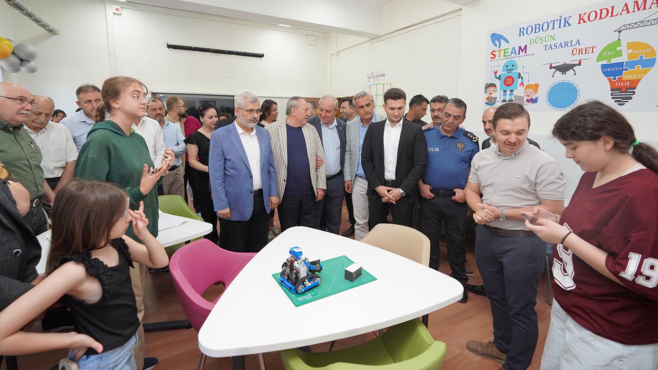 Yalova Ytso Altinova Ilce Milli Egitim Mudurlugu Robotik Kodlama Atolyesi (3)