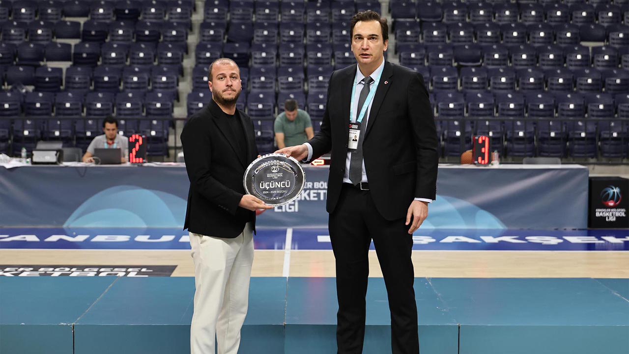Yalova Ciftlikkoy Belediye Ebbl Basketbol Odul (1)
