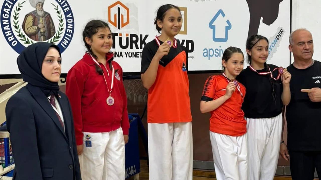 Yalova Ciftlikkoy Karate Orhangazi 7 Madalya (2)