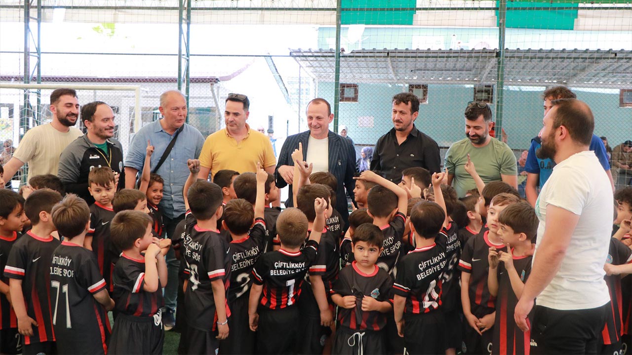 Yalova Citlikkoy Belediye Baskan Adil Yele Spor Basketbol Futbol (4)