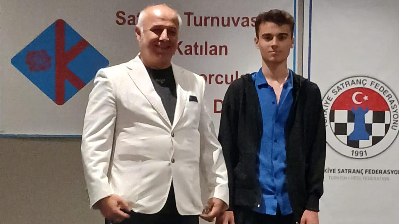 Yalova Satranc Kudu Insaat Genc Odul (3)