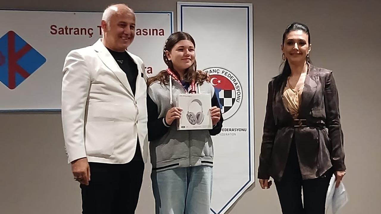 Yalova Satranc Kudu Insaat Genc Odul (8)