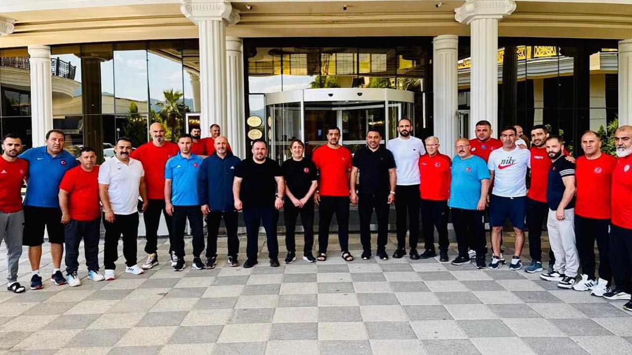 Yalova Turkiye Isitme Engelliler Olimpiyat Tokyo Gures Milli Takim Kamp Hamza Yerlikaya-1