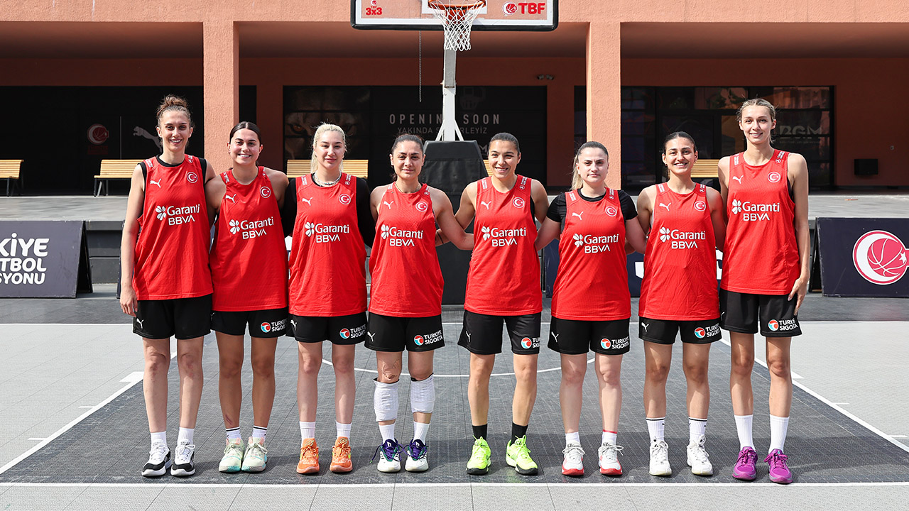 Yalova Vip Kadin Basketbol Oyuncu 3X3 Milli Takim Kadro (3)