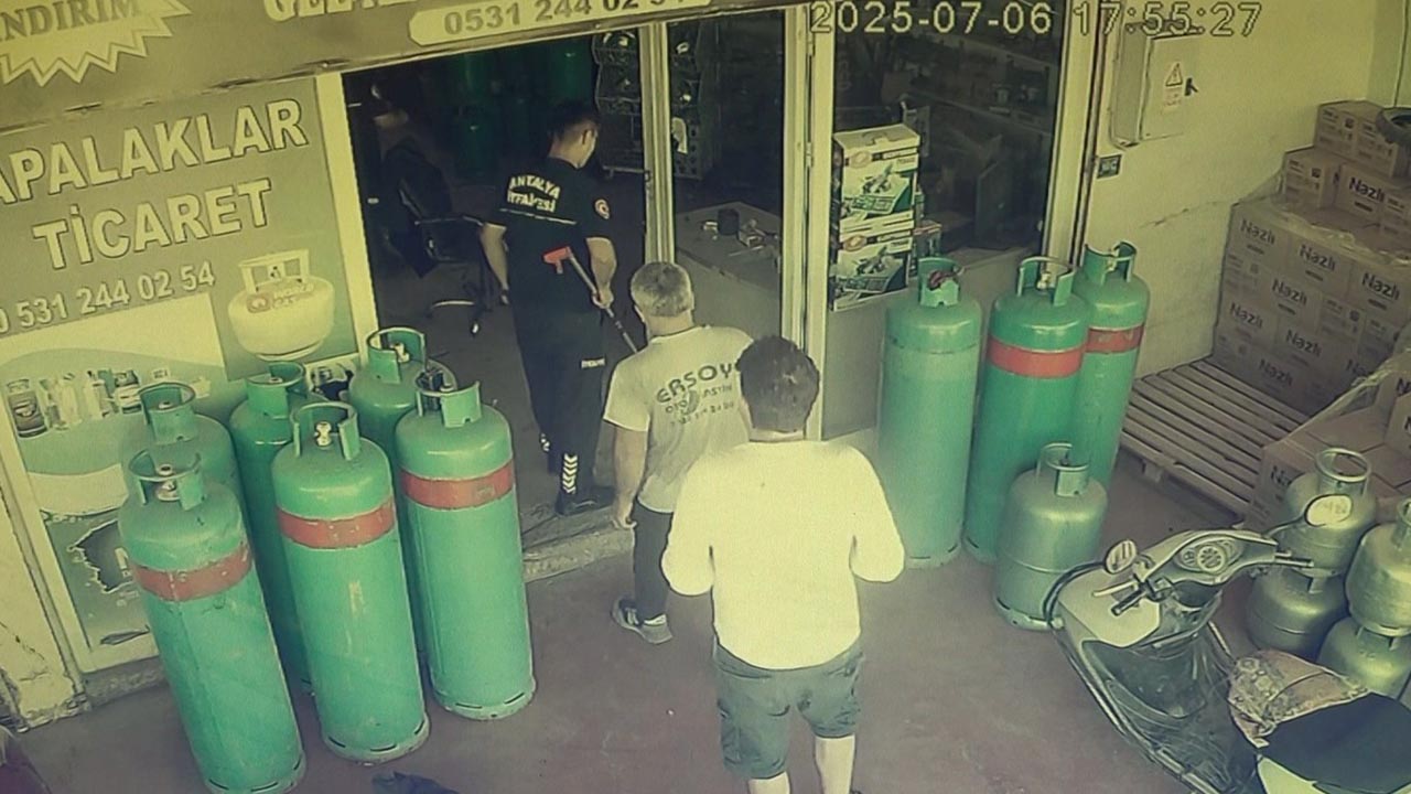 Antalya Esnaf Dukkan Yilan (1)