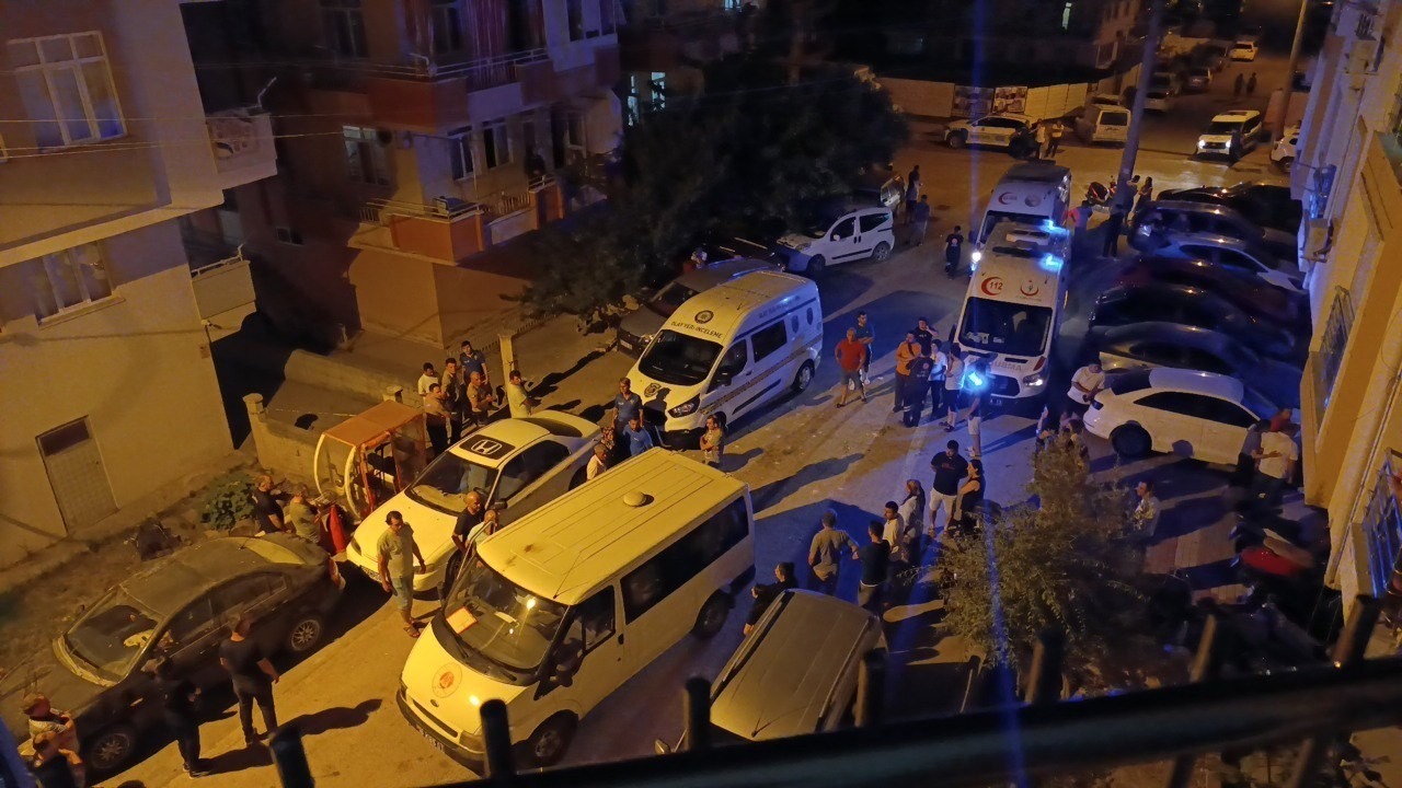 Antalya Manavgat Kiz Kardes Cinayet Bicak Oldurdu (1)