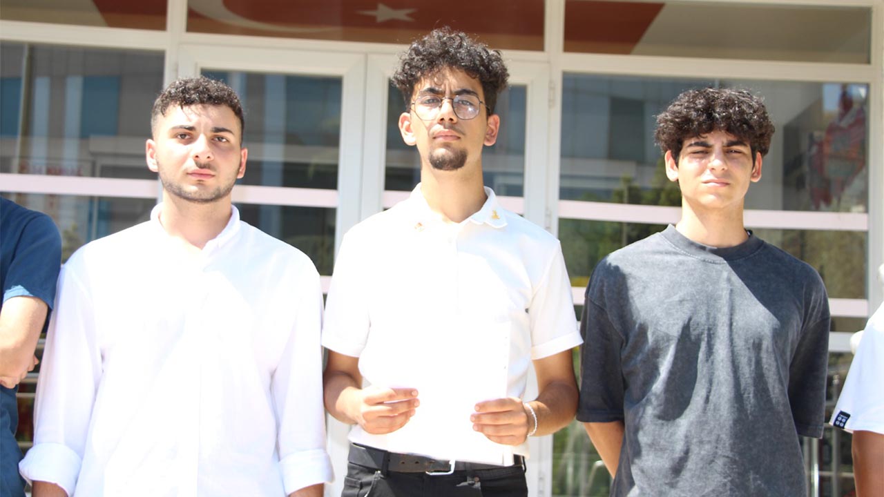 Yalova Chp Halkci Liseliler Orgut Yks Soru Calma Hile Iddia Tepki Aciklama Haber (1)