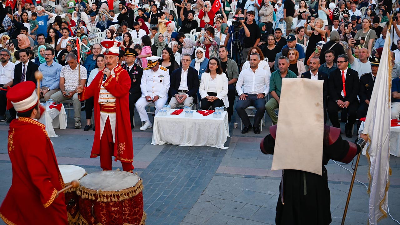 Yalova 15 Temmuz Sehit Etkinlik Toren (3)