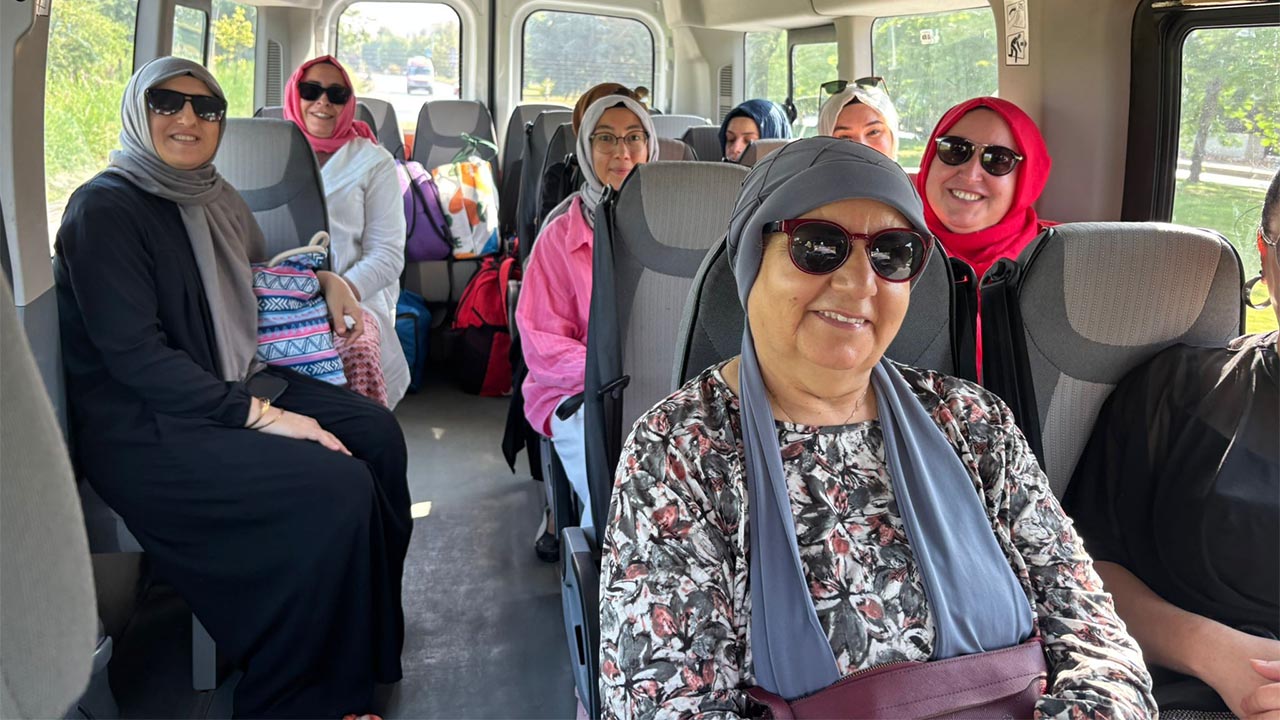 Yalova Adem Kursiyer Kadin Plaj (1)