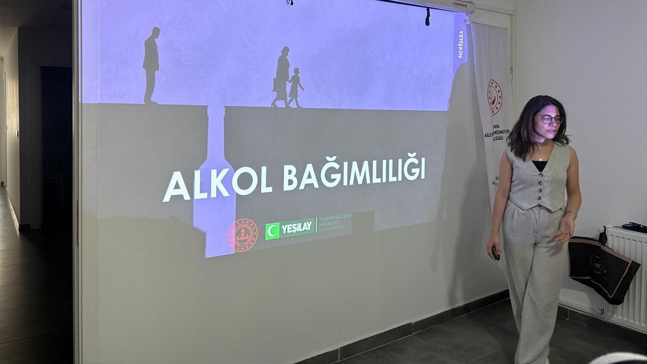 Yalova Aile Sosyal Hizmetler Il Mudurluk Bagimlilikla Mucadele Kursiyer Egitim Psikolog (3)
