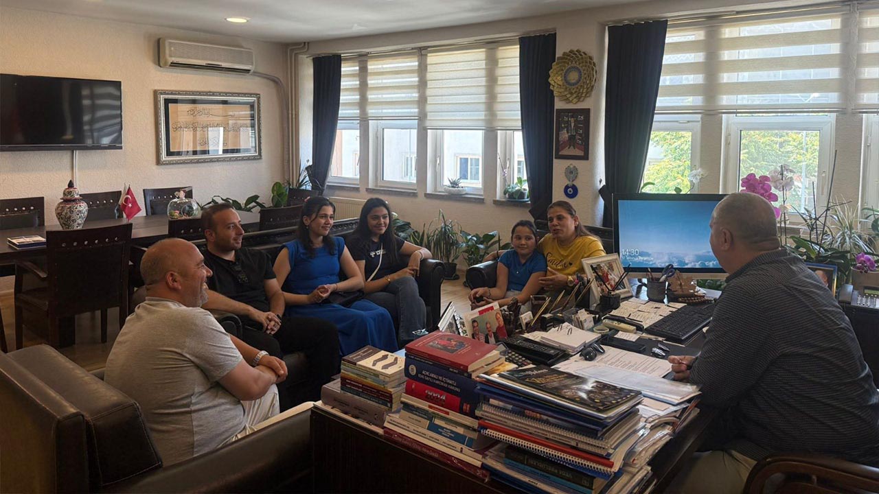 Yalova Almanya Fransa Cinarcik Belediye Baskan Misafir Gorusme (2)