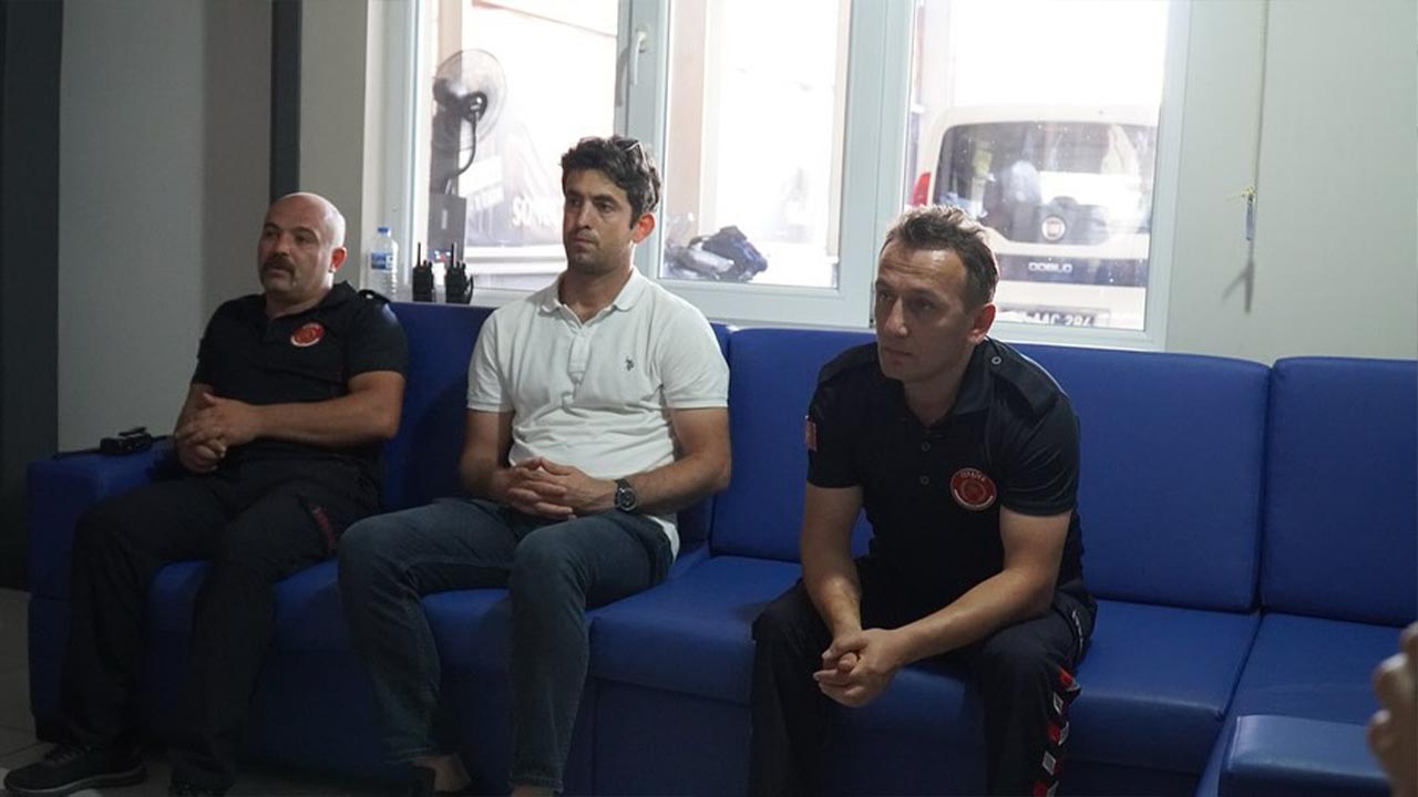 Yalova Altinova Belediye Baskan Yasemin Fazlaca Itfaiye Tesekkur Ziyaret (2)