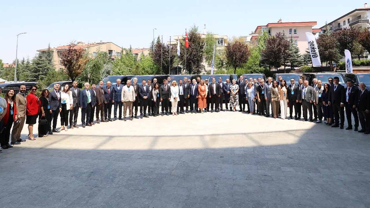 Yalova Baro Baskan Avukat Elif Turnaci Cavus Toplanti (1)