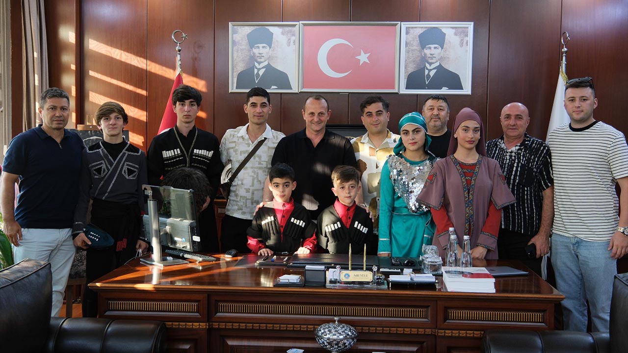 Yalova Ciftlikkoy Kafkas Festival Dans (4)
