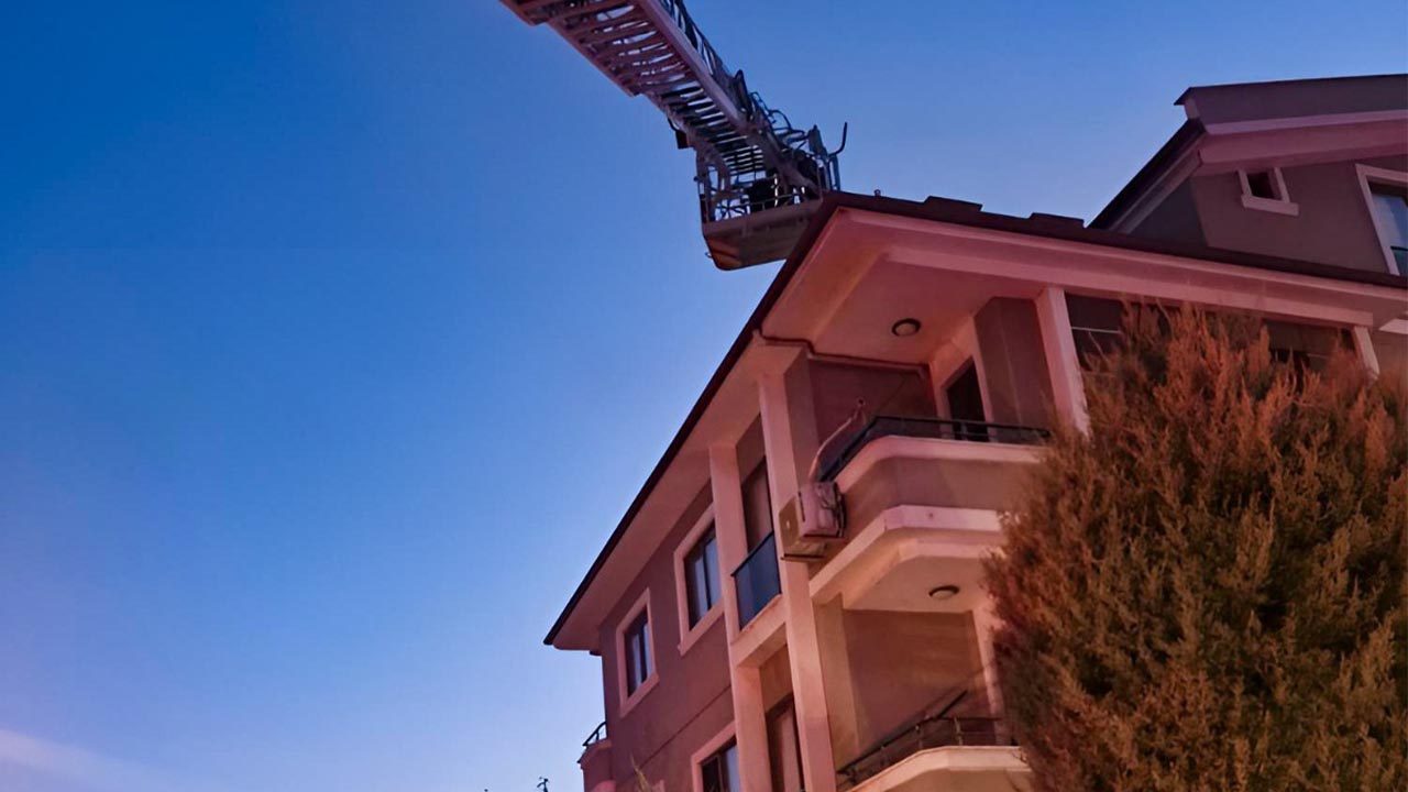 Yalova Ciftlikoy Itfaiye Yangin Mudahale (2)