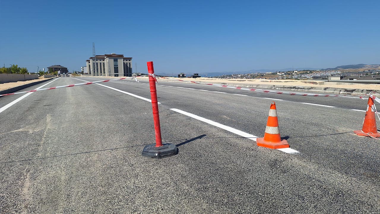 Yalova Egitim Arastirma Hastane Coken Yol Calisma Asfaltlama (6)